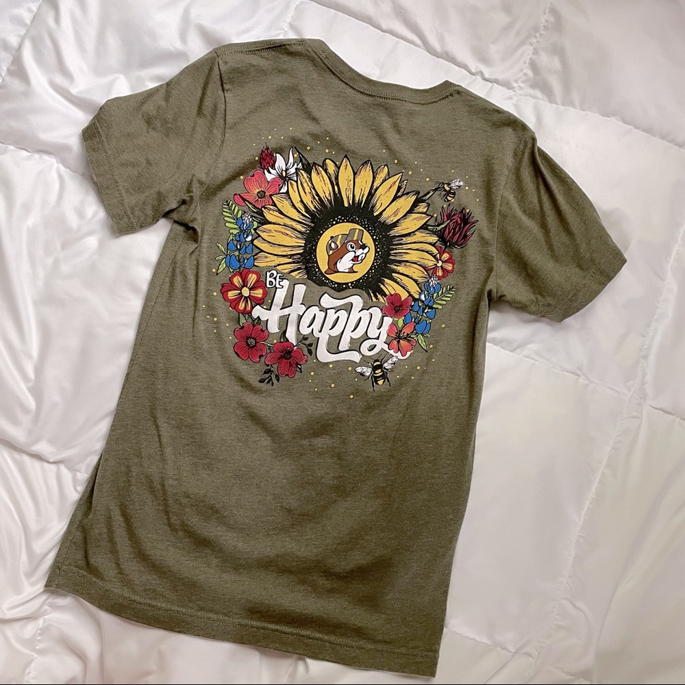 Buc-ee’s “Be Happy” Graphic T-shirt